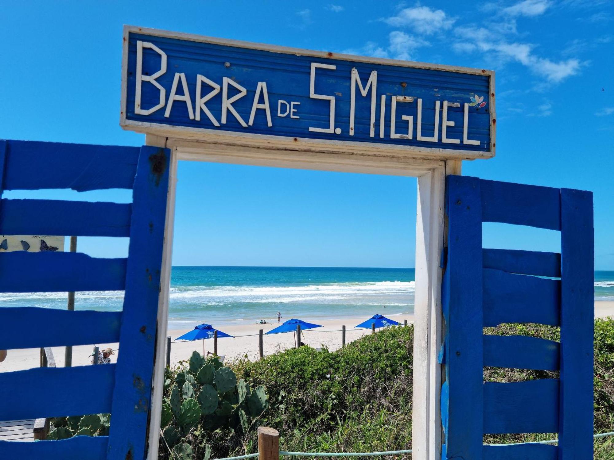 Areias Do Mar ! Charmoso E Com Ar Na Sala A318 Apartment Barra de Sao Miguel Bagian luar foto